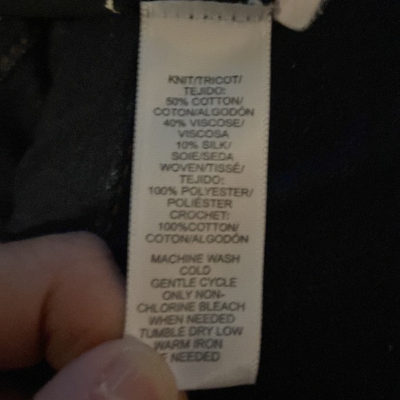 Loft Knit cotton, silk and viscose blend cap sleeved top with floral pri… - Picture 7 of 8